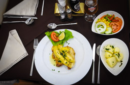 Schwarze Degenfisch (Espada)  zubereitet mit Bananen